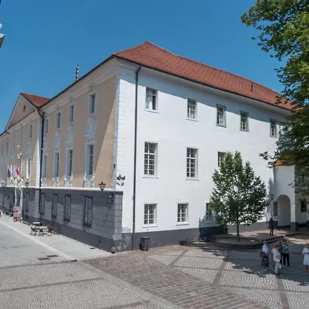 Vila Radolca Apartments & Rooms Radovljica Exterior foto